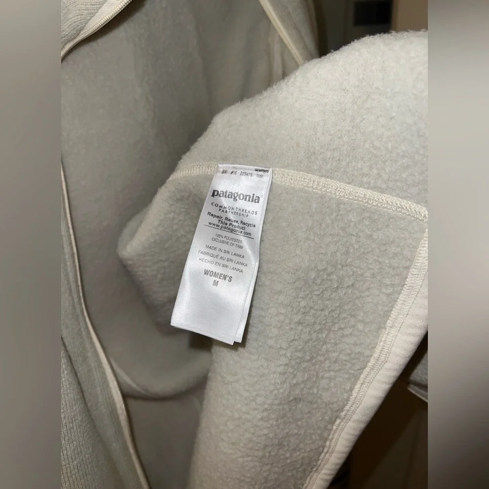 Patagonia Off-White Fleece Vest - Picture 13 of 14